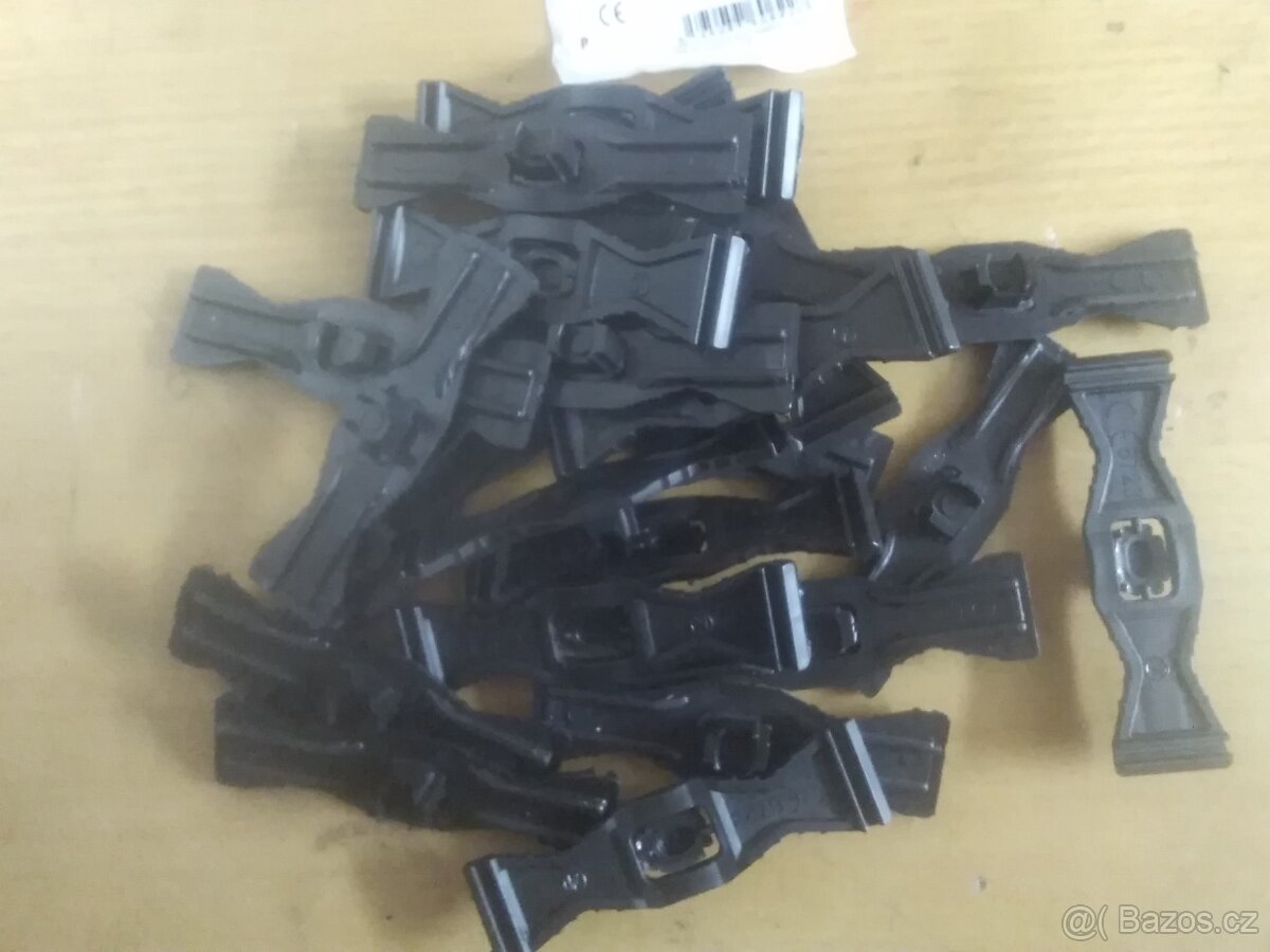 Příchytka řadová 6723 - 3