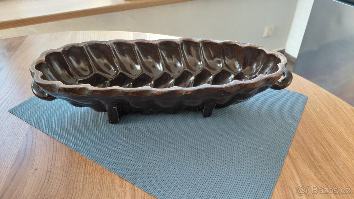 staré keramické nádobí - 3