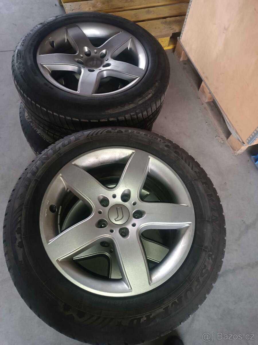 Zimní kola 225/60 R17 – 2× Dunlop, 2× Barum - 3