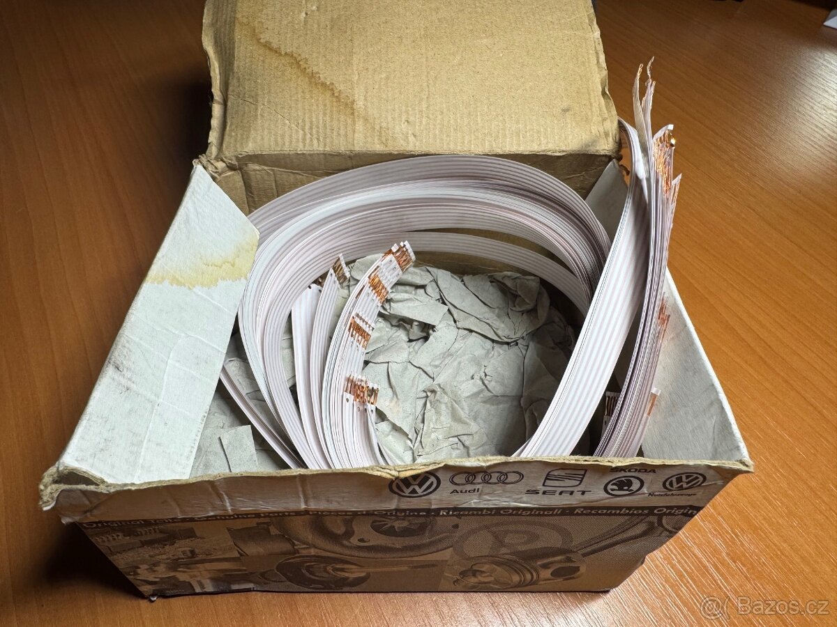 Multifunkční podvolantová jednotka 5K0 953 569 AL - 3