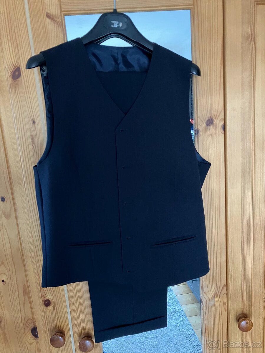 Chlapecky oblek (tanecni apod.); 46/170 (sako) + 80/46/176 ( - 3