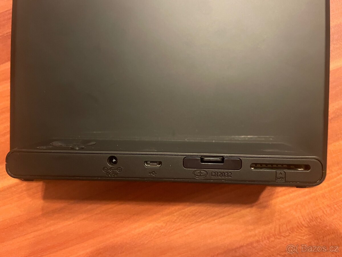 Sencor SDF 873 B digitální fotorámeček - 3