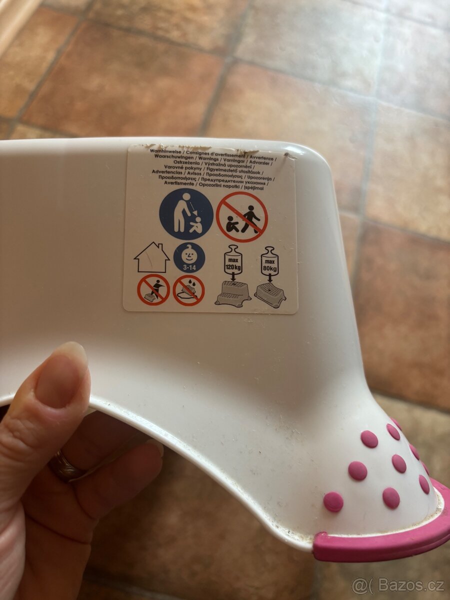 Stupínek k záchodu - 3