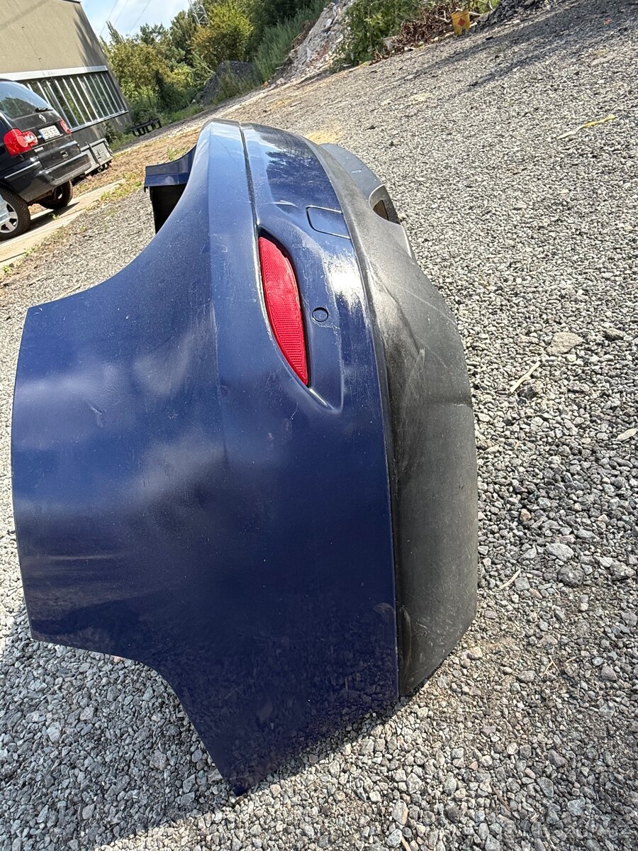 Zadní nárazník renault fluence - 3