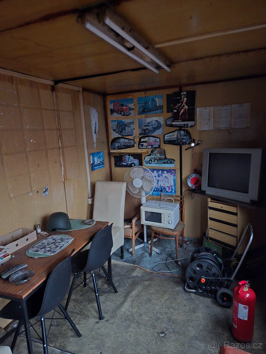 Maringotka slusovice - 3