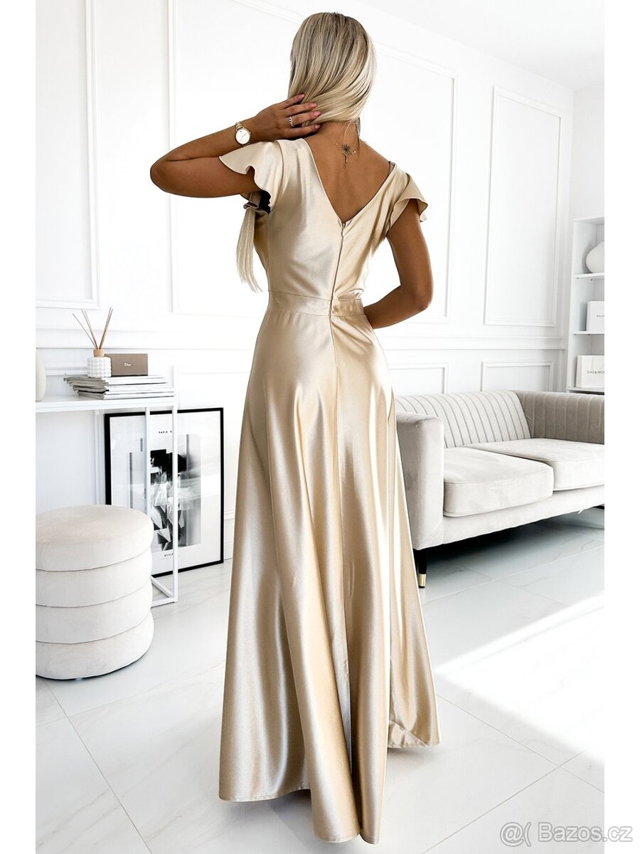 Zlaté lesklé maxi šaty s výstřihem CRYSTA - 3