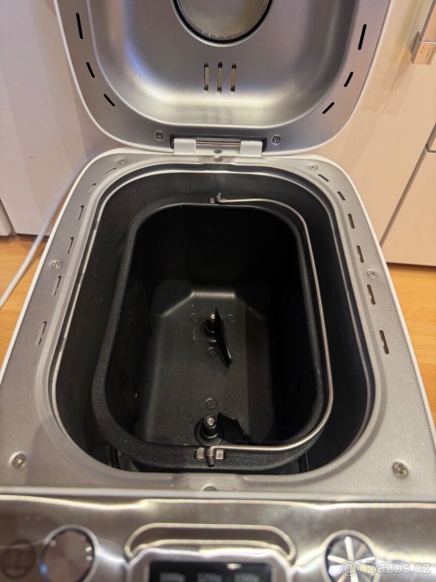 Domácí pekárna Silvercrest - 3