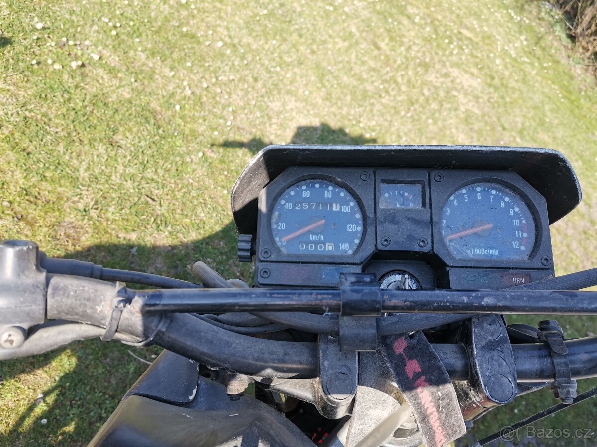 Kawasaki KMX 125 - 3