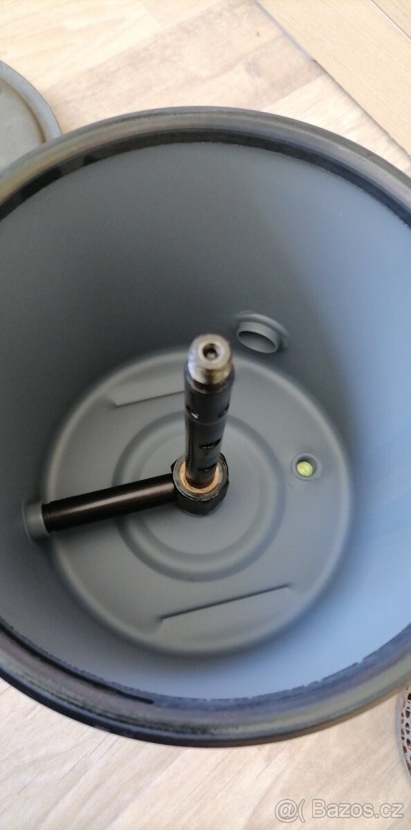 NOVÁ Nádrž servo ZETOR - 3