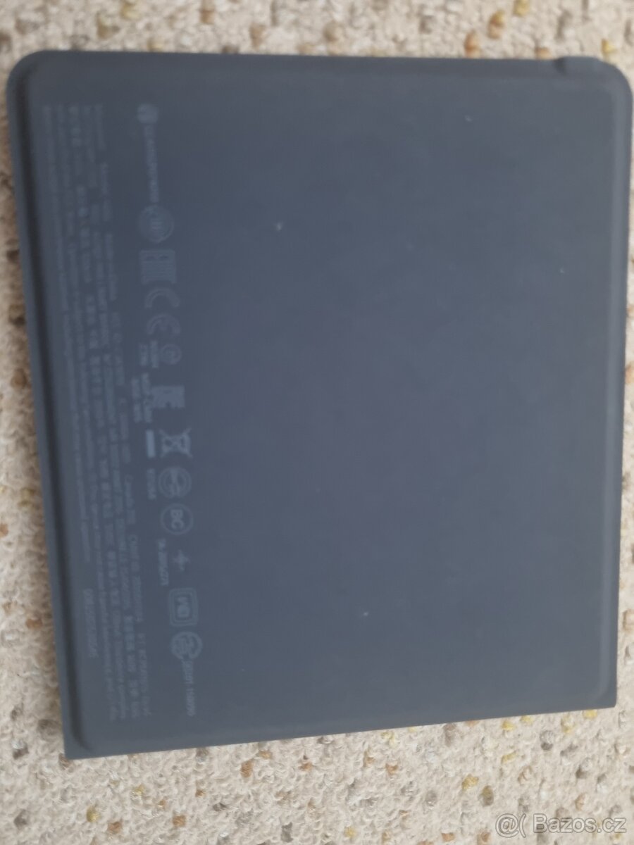 Prodám bluetooth skládací klávesnici Microsoft - 3