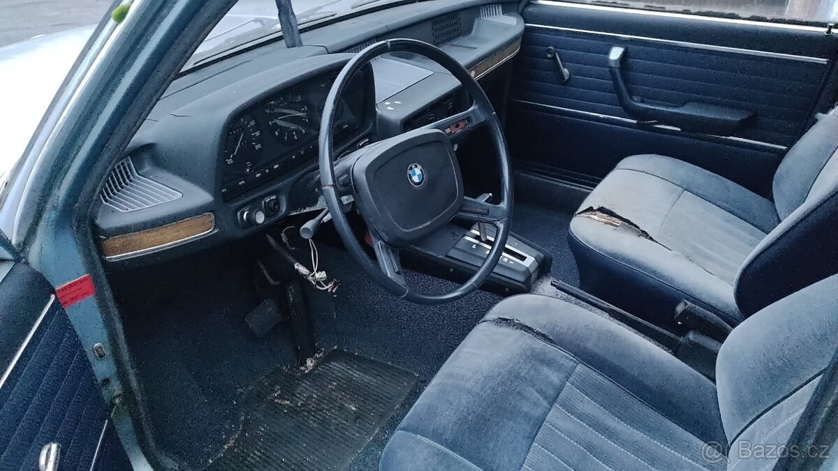 BMW E12 520/4 predfacelift - 3