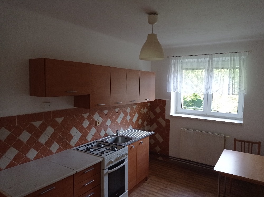 Byt 1+1 v centru Příbora - 3