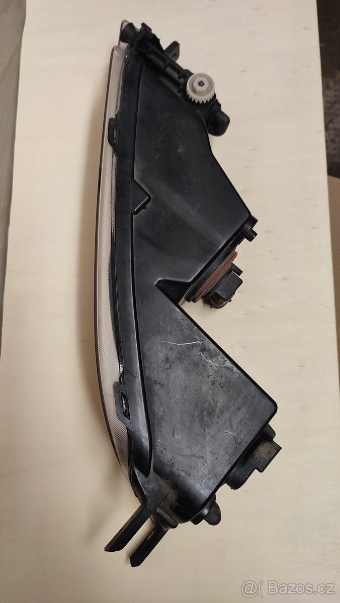 mlhové světlo vw passat B8 s denním svícením - 3