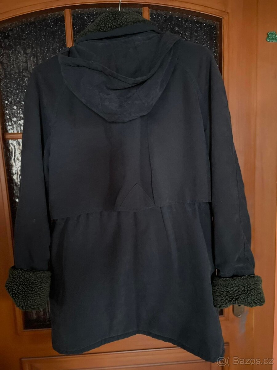 Bunda Dámská Zimní s Kapucou - 3