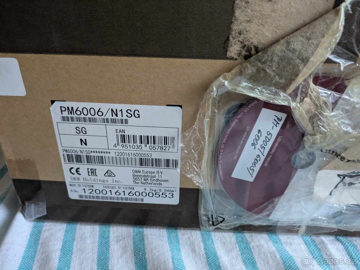 Sříbrný Marantz PM6006 - 3