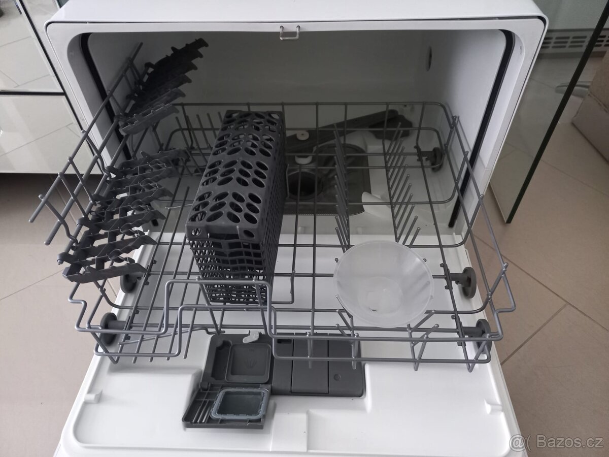 Stolní myčka Electrolux ESF2300OW - - 3