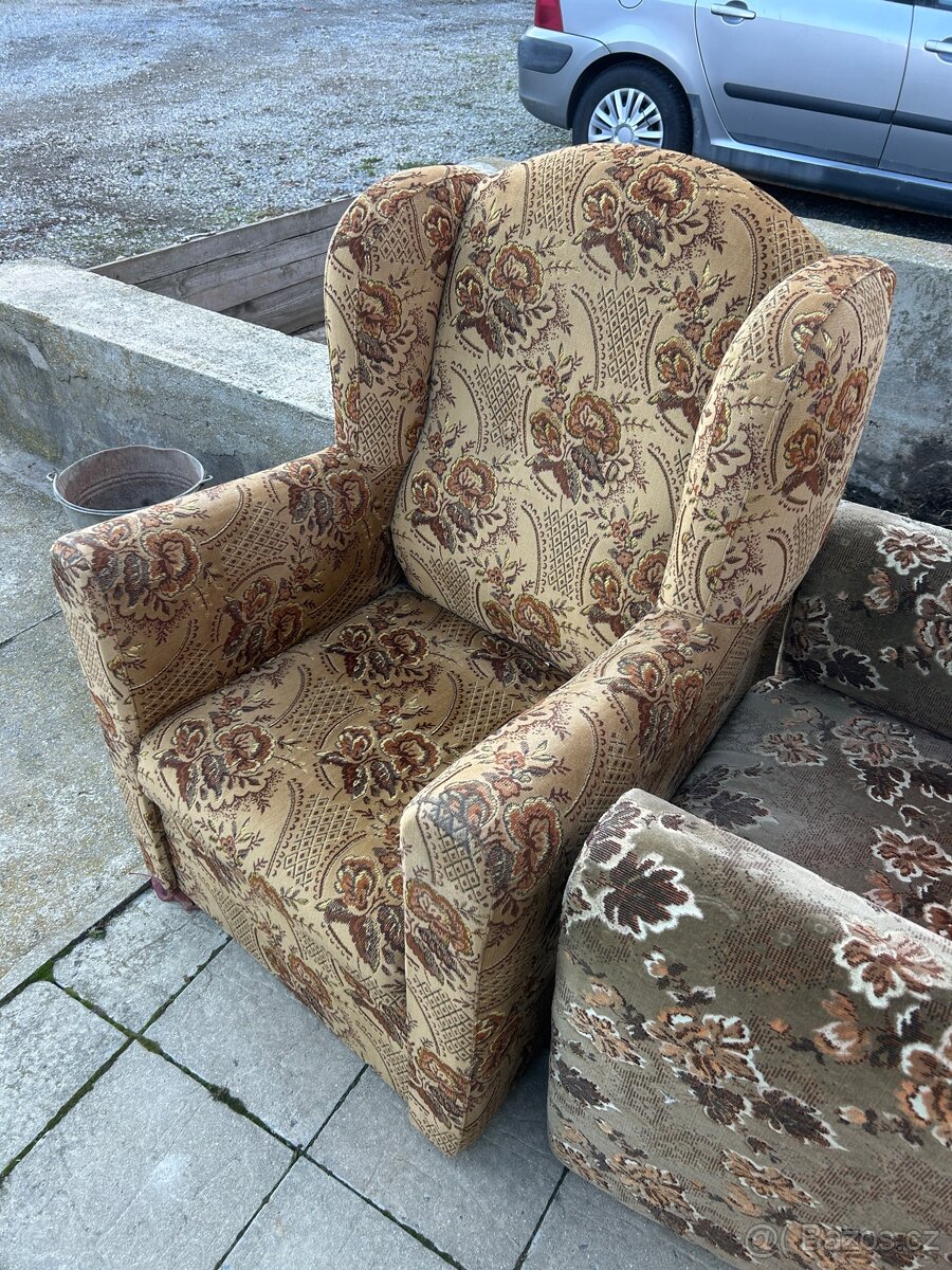 Prodám křeslo,,ušák" - 3