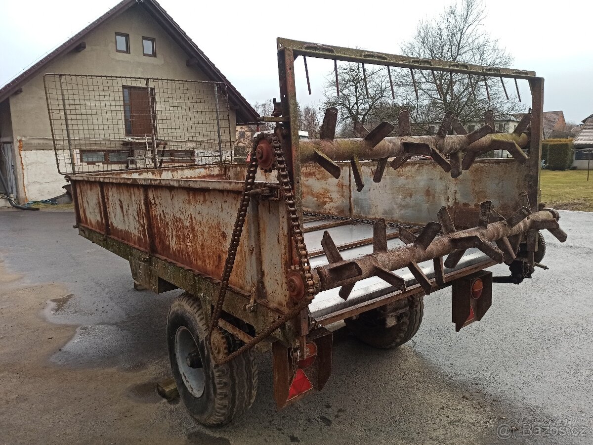 Malé rozmetadlo hnoje - 3