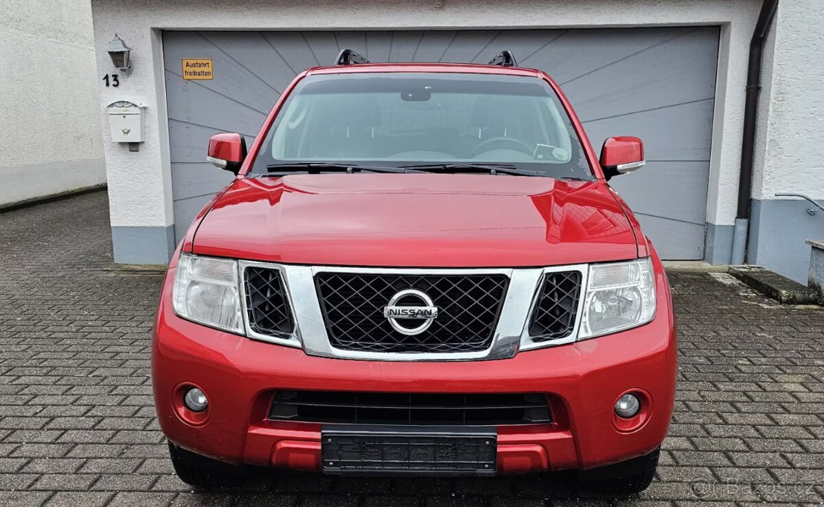 Nissan Pathfinder 2.5 dCi SE 140kw - 3