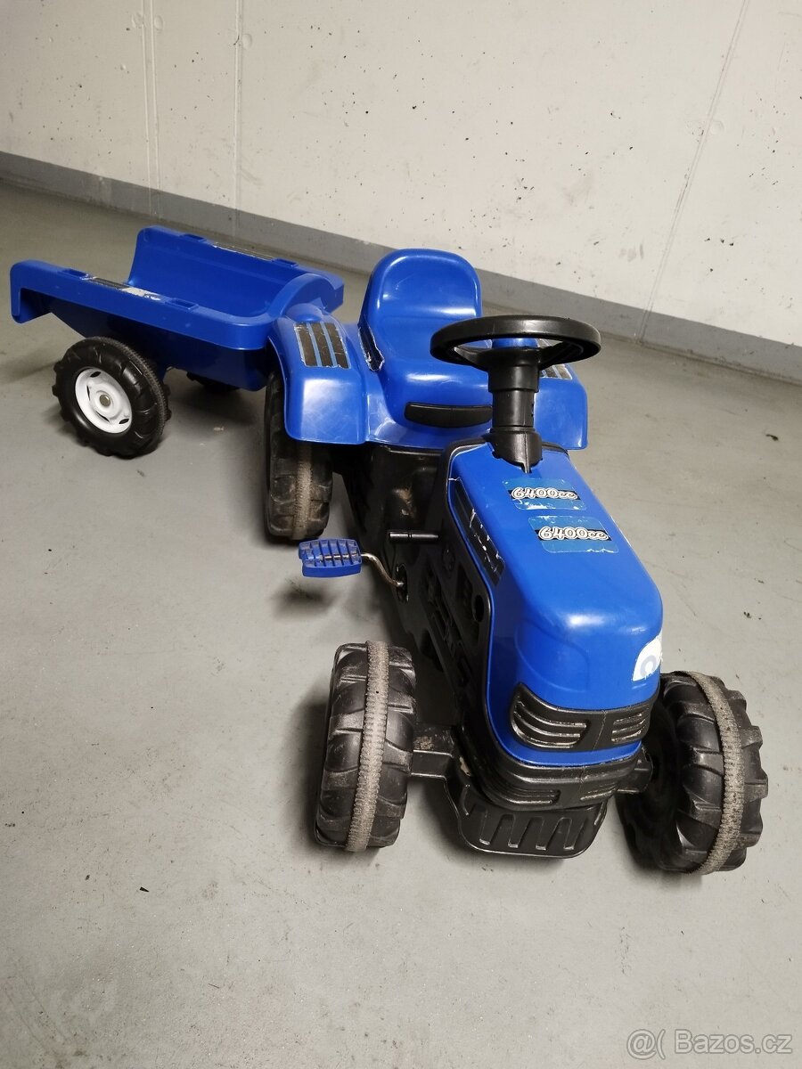 Šlapací traktor s vlečkou (od 3 let) - 3