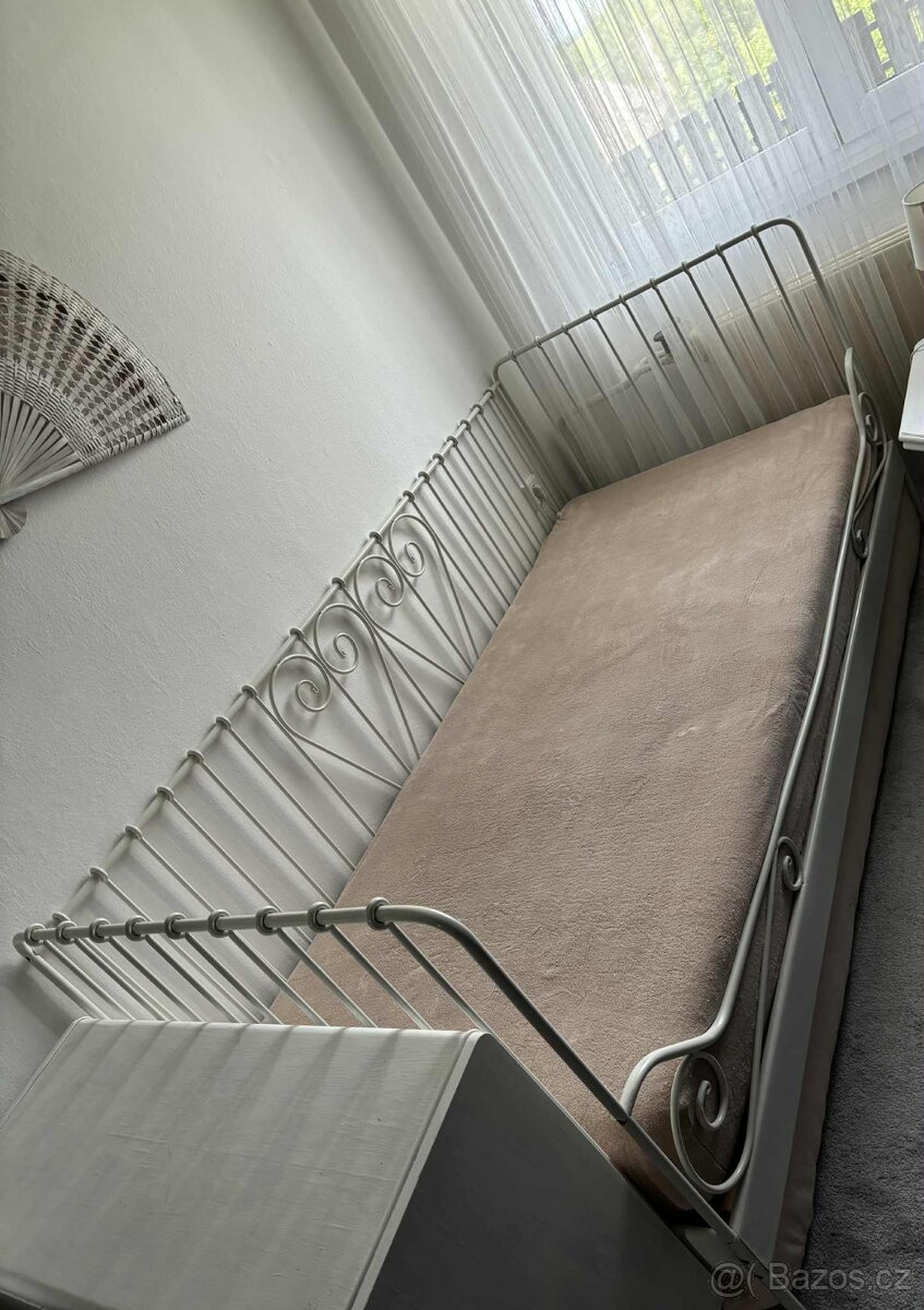 Postel / pohovka / gauč - 3