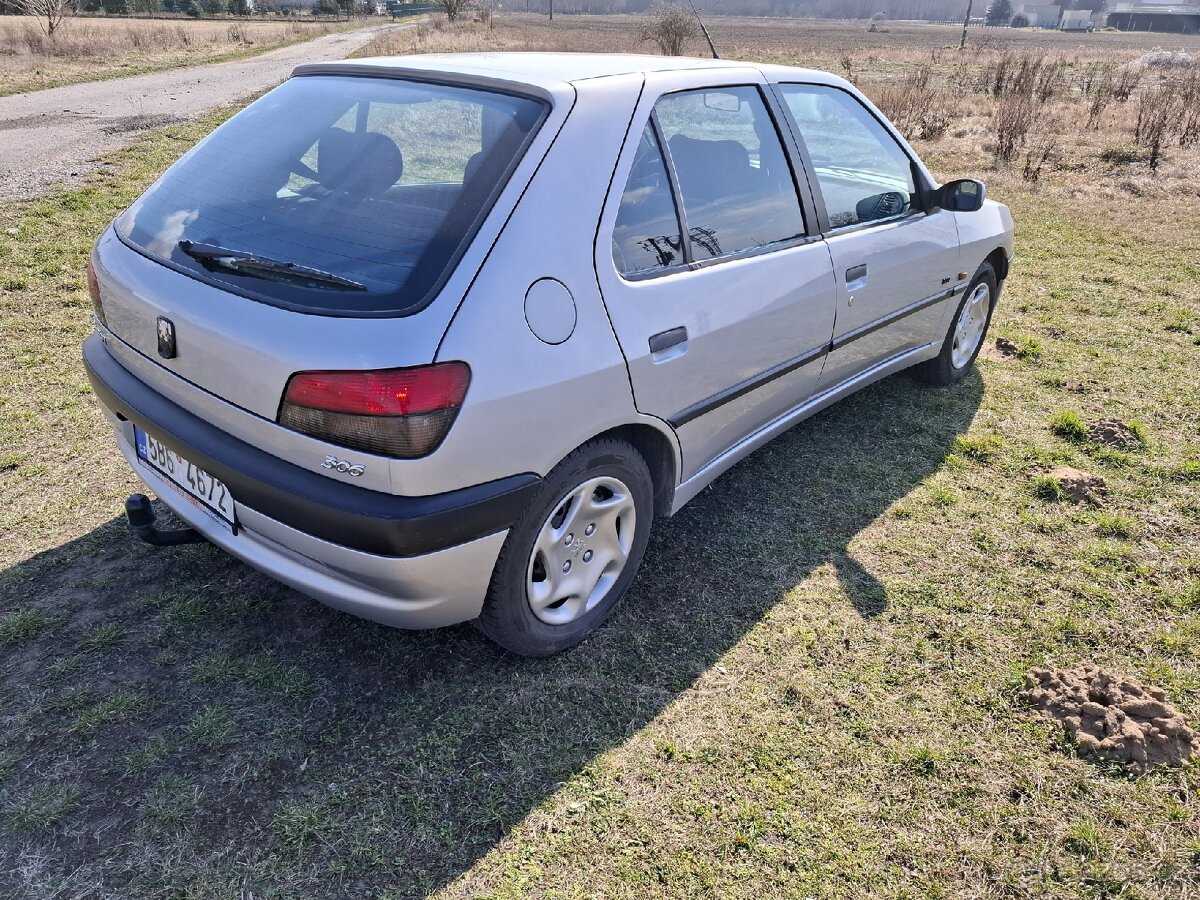 Peugeot 306 1.6 i Klima Model 2000 - 3