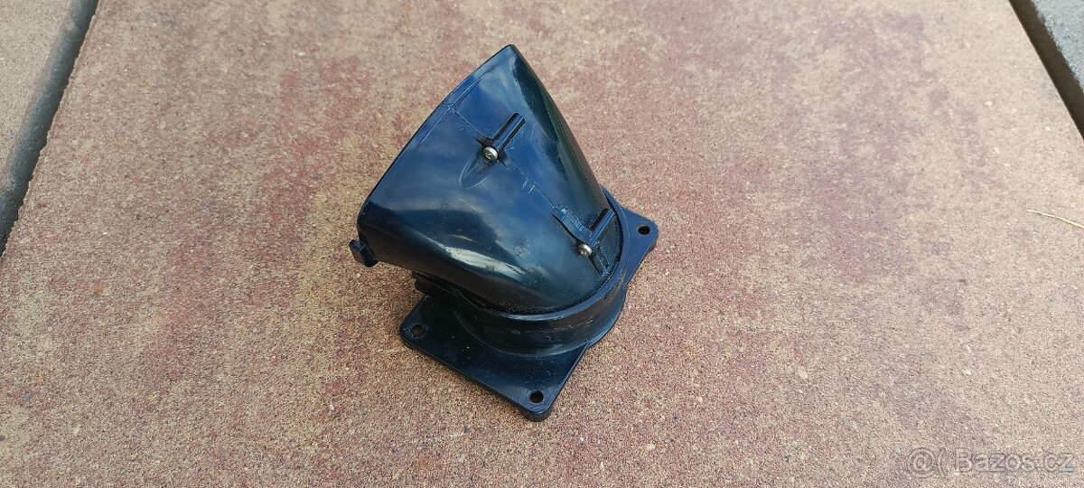 Přechodka od motoru a vrtulka - Dolphin E10 bazénový vysavač - 3
