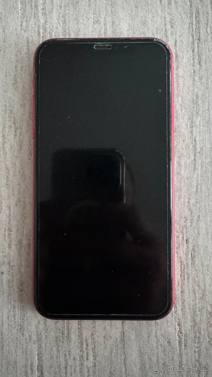 iPhone 11 128GB - červený - 3