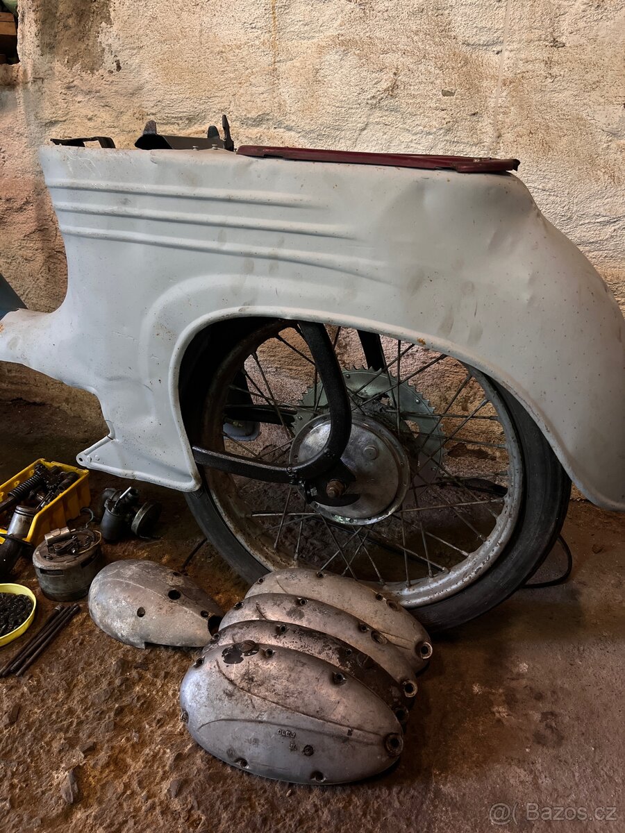 Jawa 555 - 3