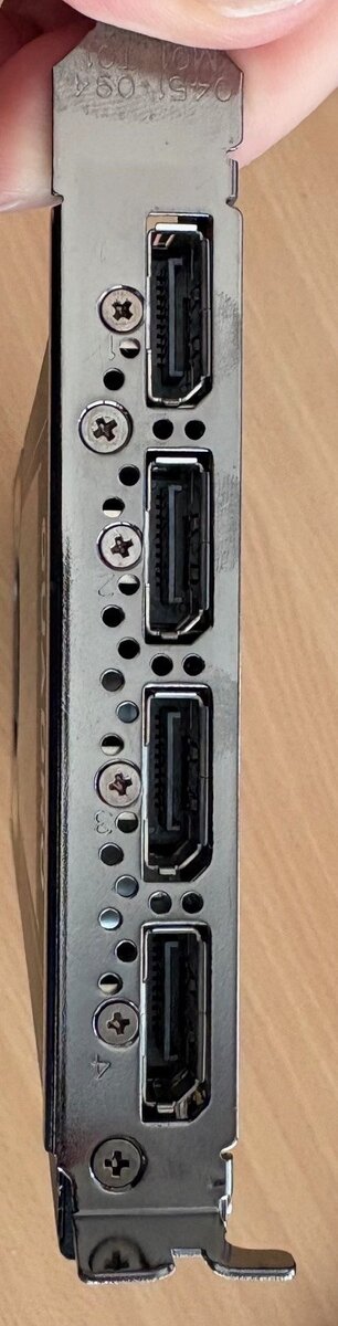 NVIDIA Quadro P4000 - 3