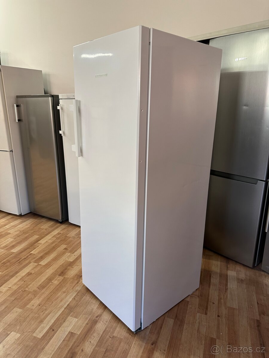 Mrazák Liebherr (132) - 3