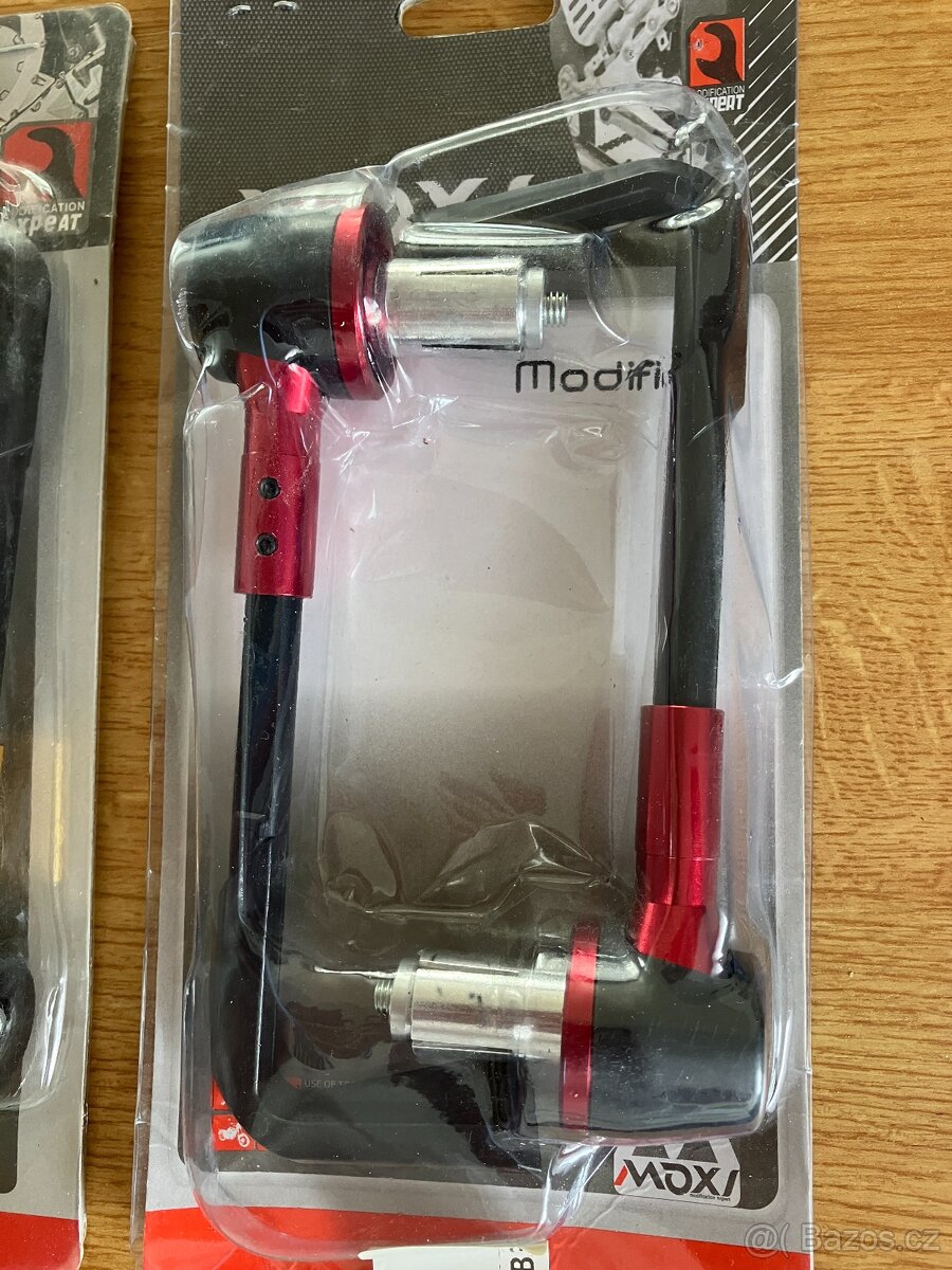 Chrániče páček na motorku - 3