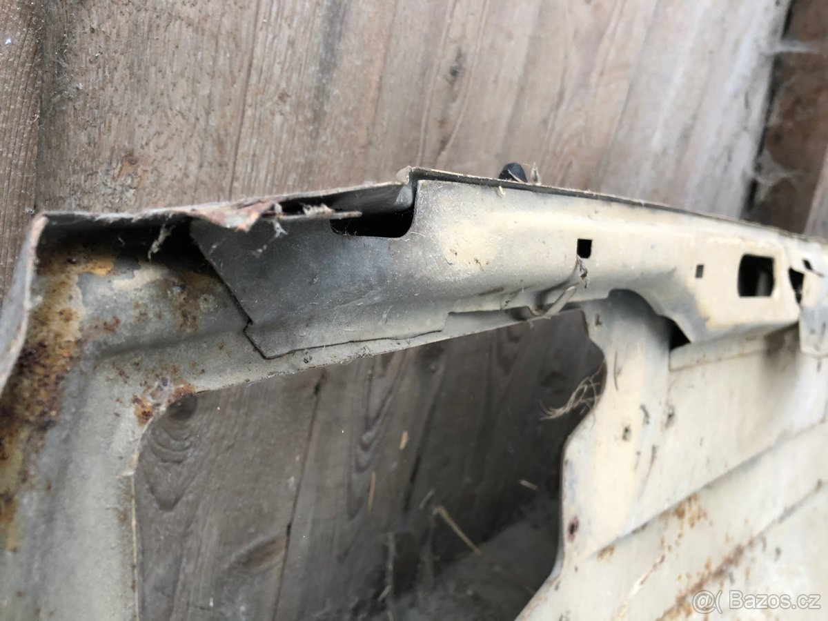 Zadní čelo Škoda 120L M - 3