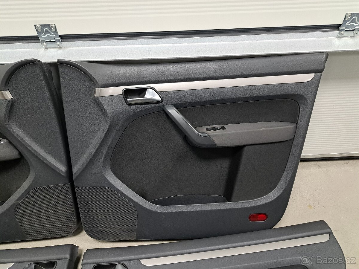 Tapecírunky VW Touran 1T2 + 1T1 - 3