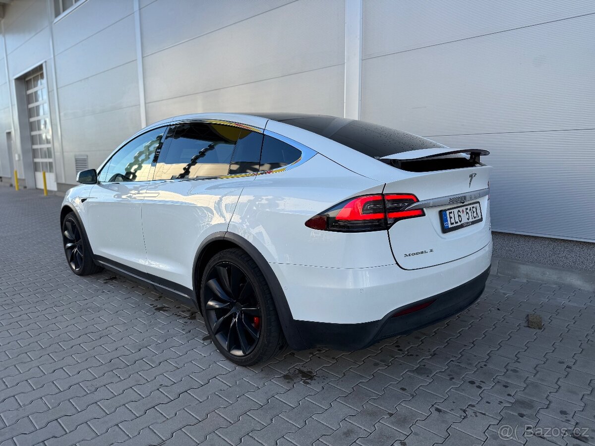 Tesla Model X P100D Performance 568kw 6míst - 3
