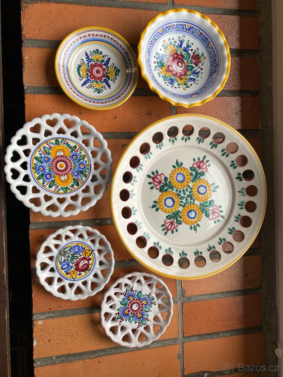 Sada ručně malovaných talířů - 3