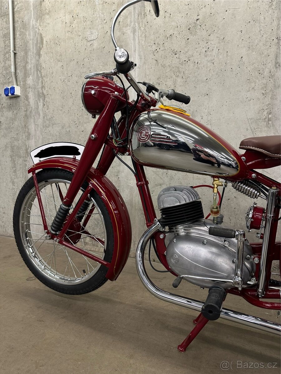 ČZ 150c exportní - 3