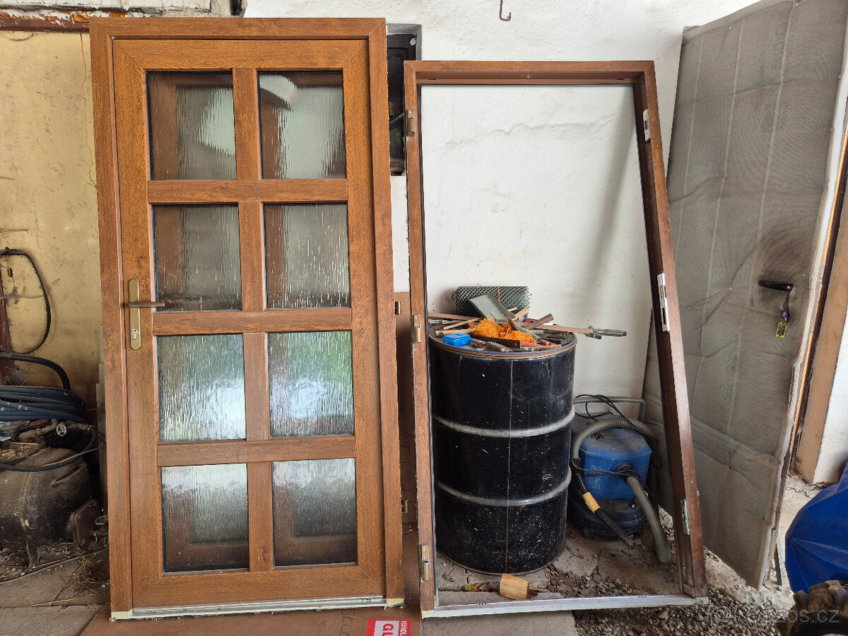 Vstupní dveře plastové - 3
