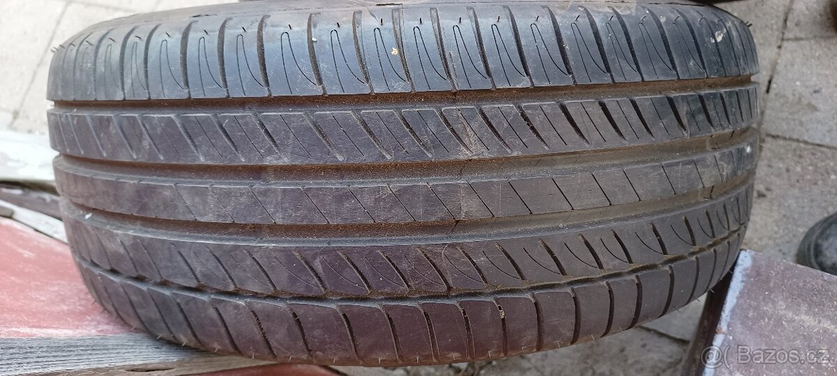 MICHELIN 225/55 R17 - 3