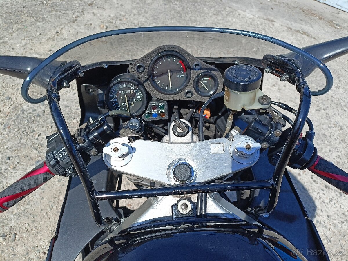 Honda cbr 900 sc28 - 3