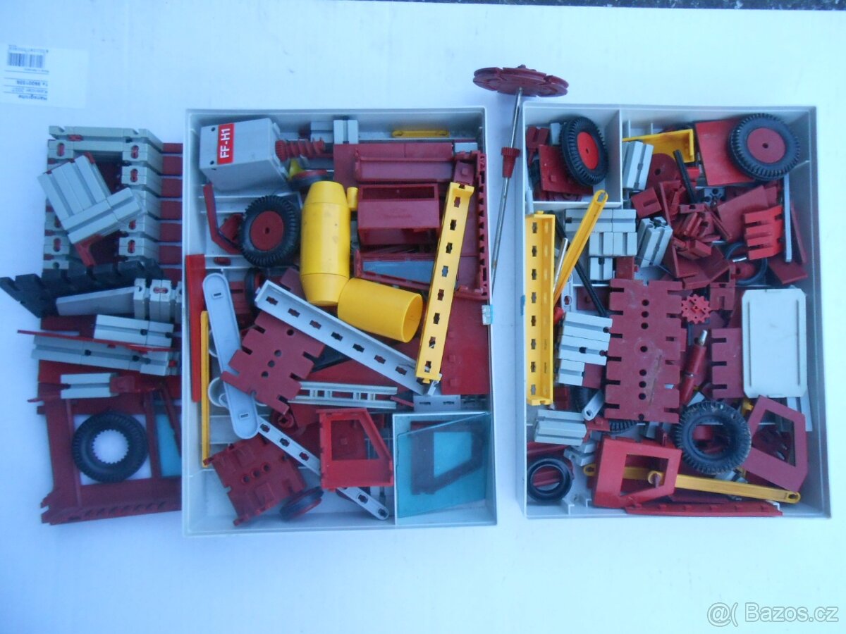 Puzzle(Ravensburger),STAVEBNICE - 3