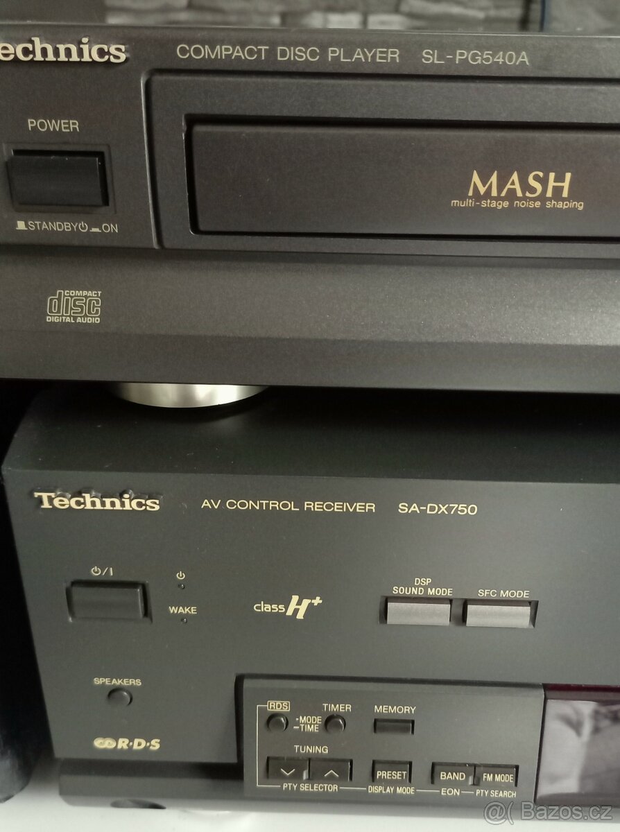 Technics receiver a CD - 3