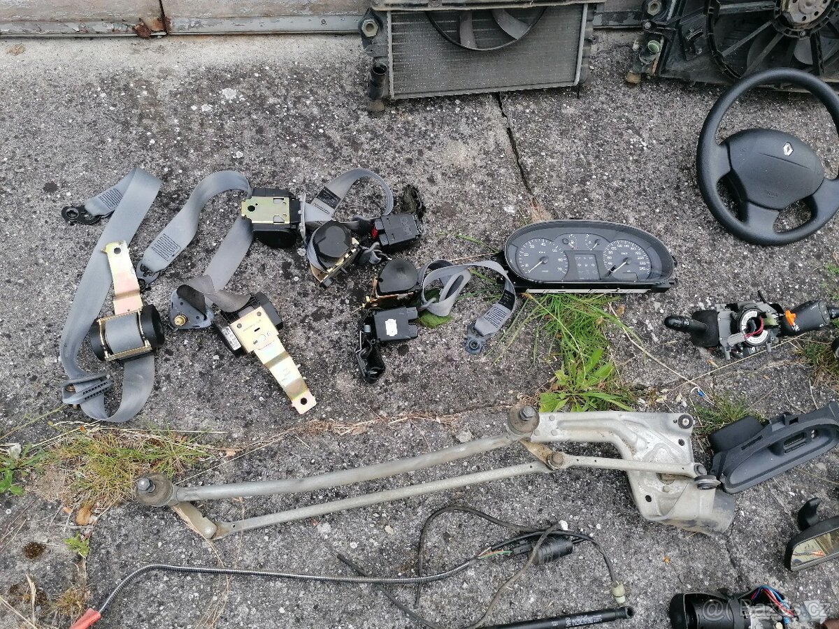 Renault megane 1.4 16v - 3