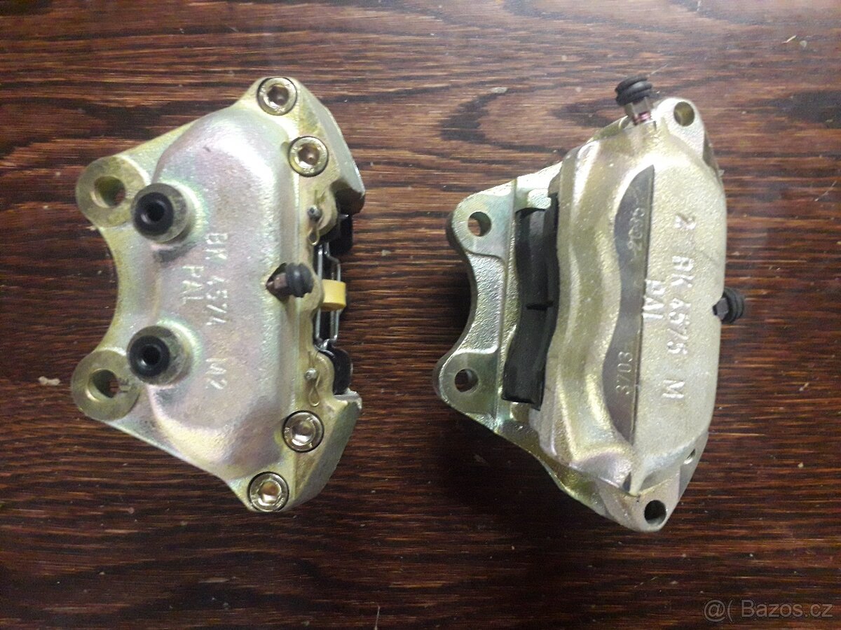 Nepoužité třmeny TAZ 1500 - 3