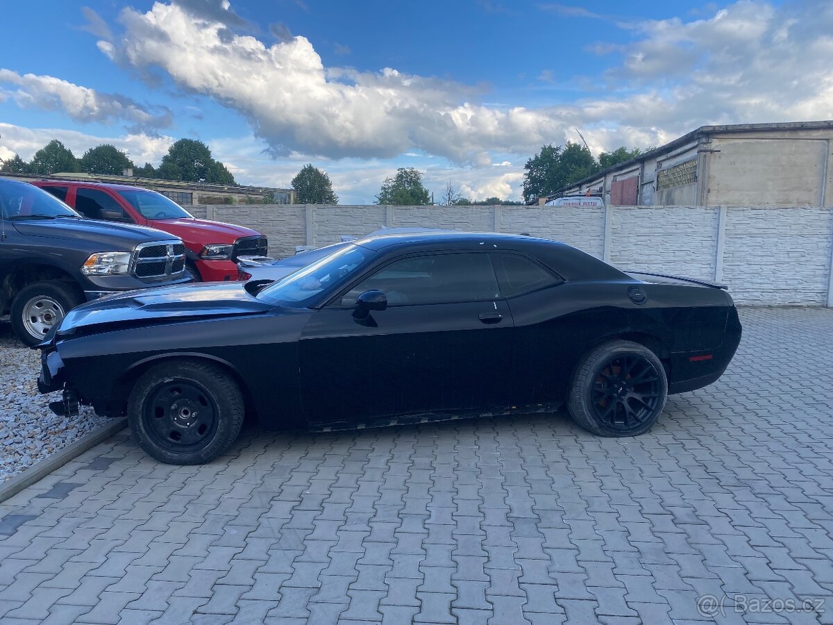 Dodge Challenger 5.7 HEMI 2017 - 3