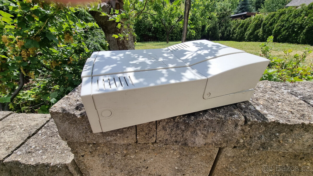 APC Back-UPS HS 500 (BH500INET) – UPS 500VA / 300W - 3