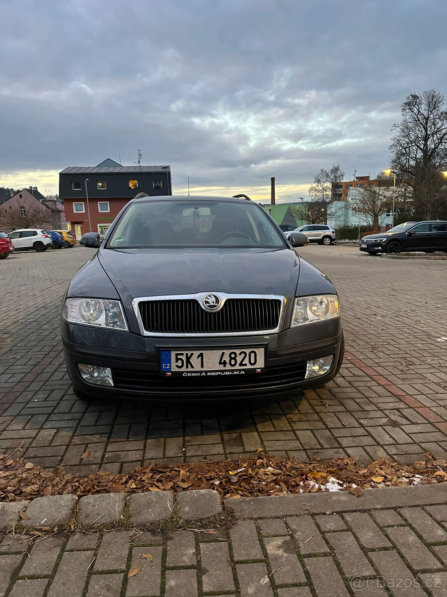 Škoda Octavia 2 1,6 benzin 2007 - 3