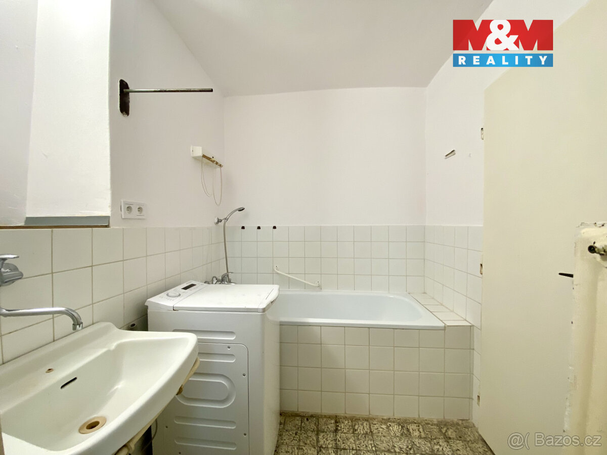 Pronájem bytu 2+1 v Žďáru nad Sázavou, ul. Okružní - 3