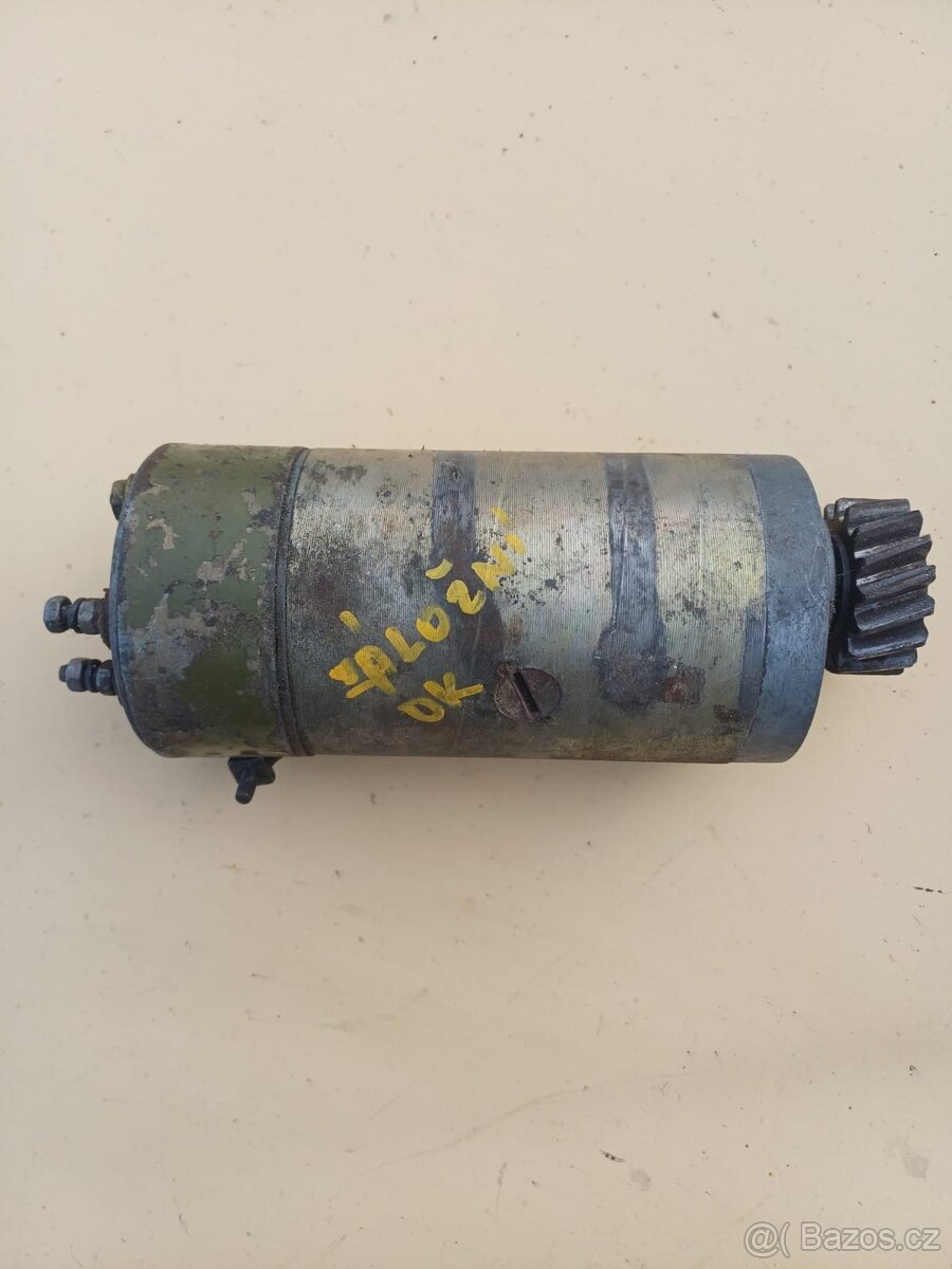 Prodám na motocykl M 72 různé náhradní d - 3