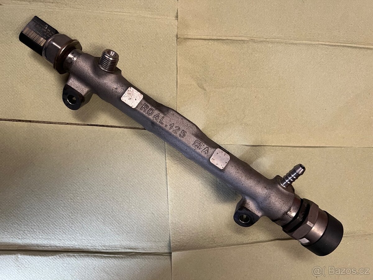 Vstřikovací lišta, 04L 130 089 D - 3